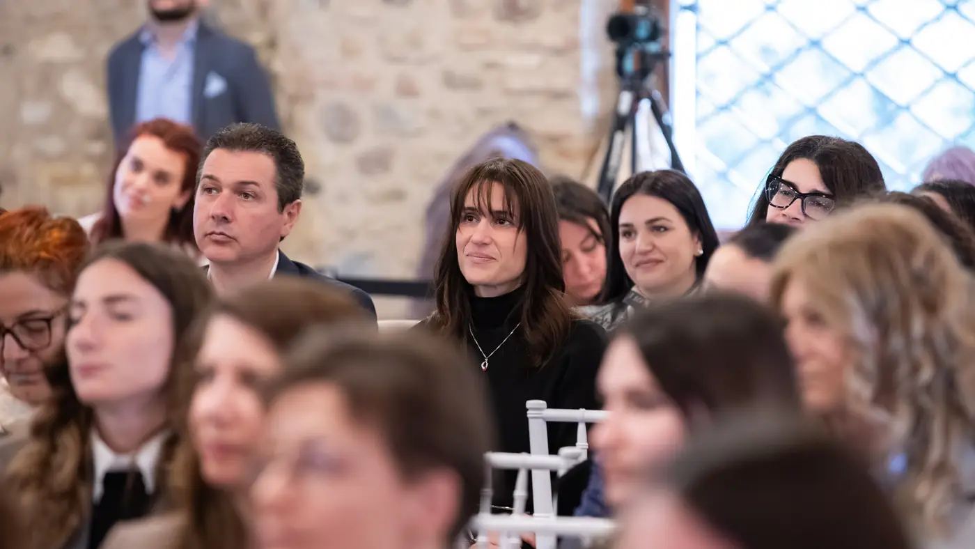 Desenzano del Garda — L'Impresa è Donna 2026 La platea di Desenzano del Garda segue gli interventi dal palco