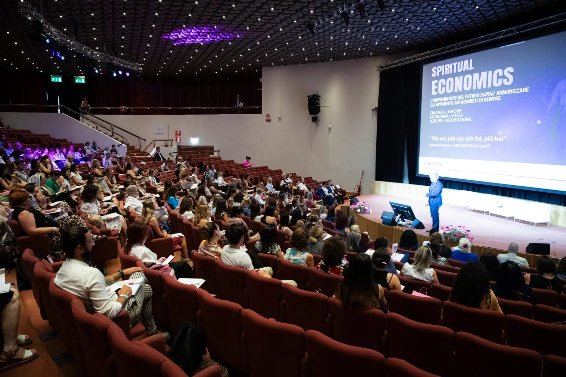 Firenze L'Impresa è Donna a Firenze: il pubblico e il palco in un'edizione precedente